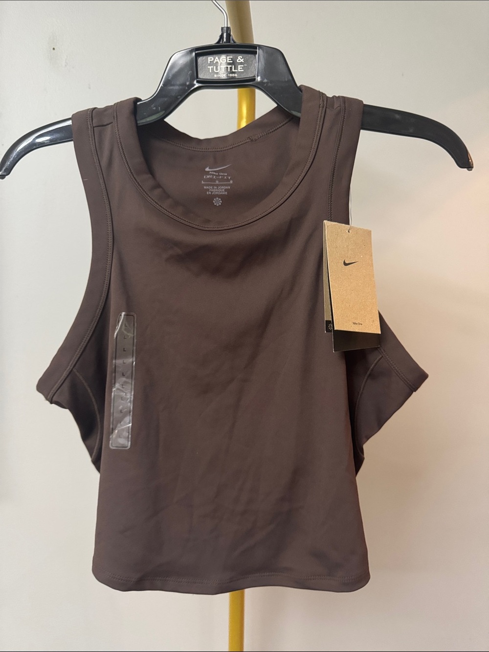 Nike Women’s Dark Brown Cropped training Tank Top bra NEW L